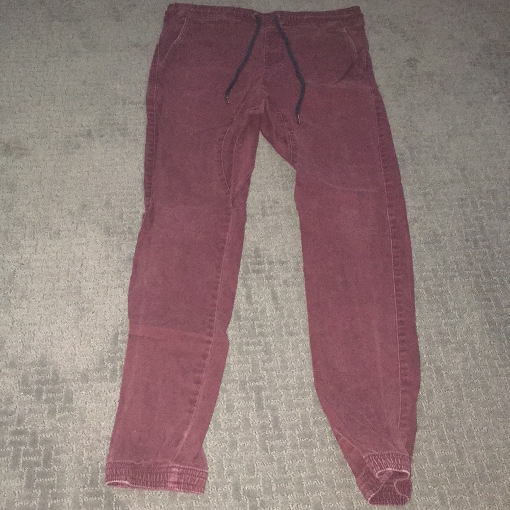 Burgundy skinny joggers